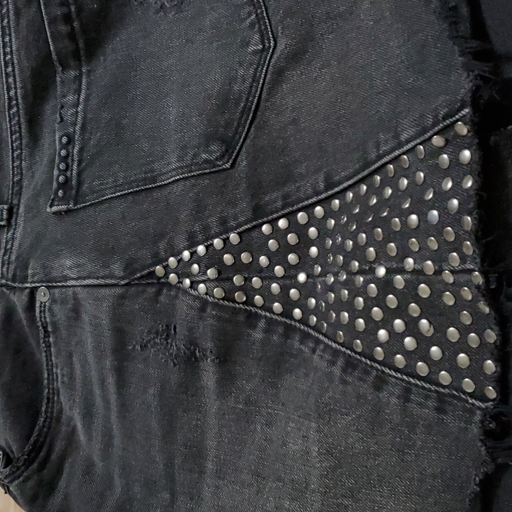 BLANKNYC Studded Denim Mini-Skirt Size 27 - Picture 11 of 13